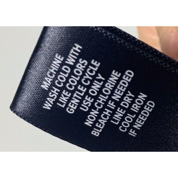 Torrid Shirt Womens Top Size 4 Dark Gray Sleeveless Peplum Blouse Lace V Neck - Picture 9 of 9